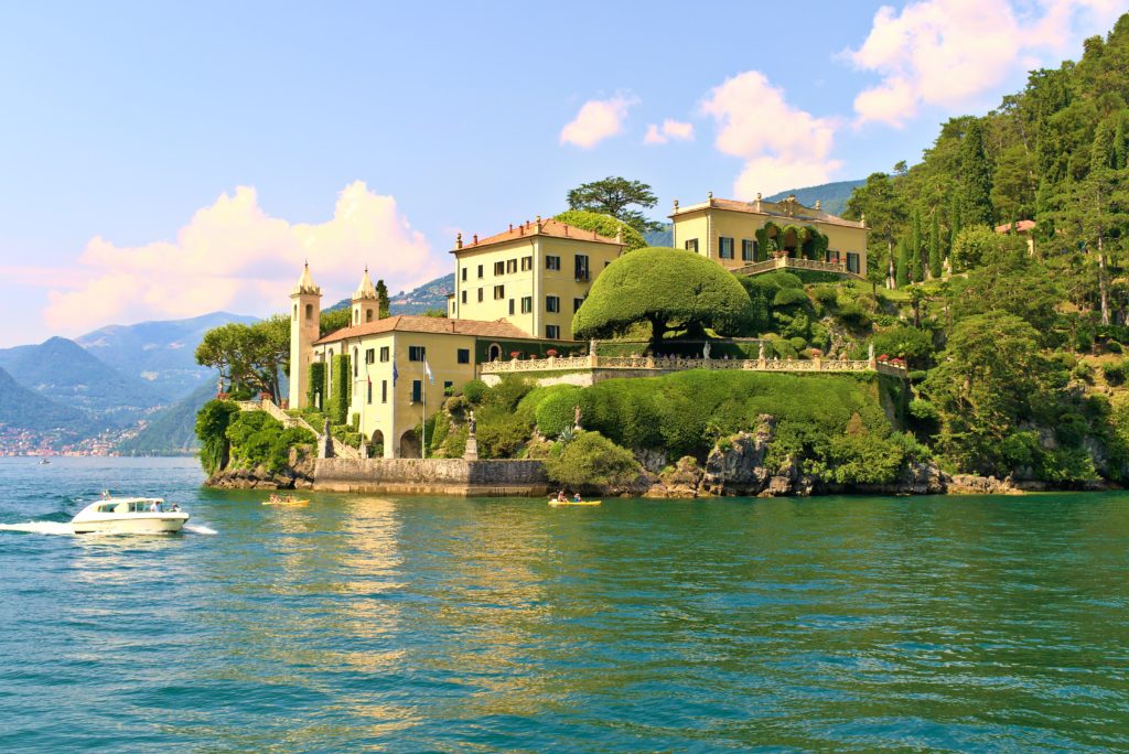 Private Villa del Balbianello for your intimate wedding experience